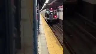 Wig Snatched While Talking 😂🫢 #funny #trending #viral #youtube #subwaysurfers #shorts