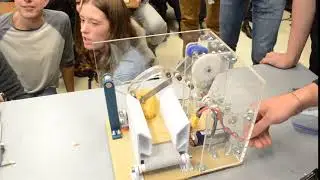 Slicing Machine 2 for ME 370 (Mechanical Design I) -- The Grainger College of Engineering, Illinois