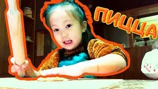 Funny girl cooks pizza 🍕 АДЁКА СЪЕЛА ВСЮ МУКУ 😱 Адека Персик 😜 Funny Kids