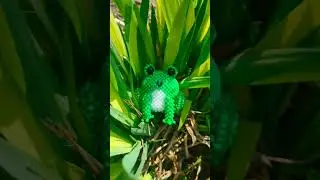 Жабка из бисера 🐸🥰💗 