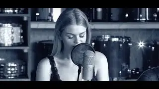 Wonderful world - Sam Cooke (Cover By: Davina Michelle)
