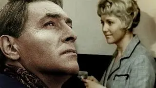 К сыну.- Владимир Александрович.