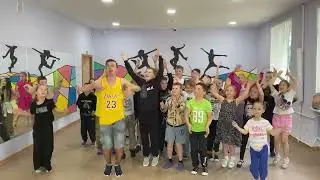 Создал песню про нашу летнюю площадку с помощью нейросети 🤗