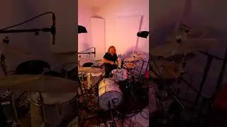 Tal Bergman | I’m With You #drums #drumming #drummer #groove #recordingstudio 😎👍
