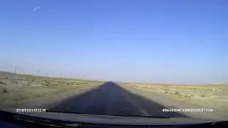 Дороги Казахстана и верблюды