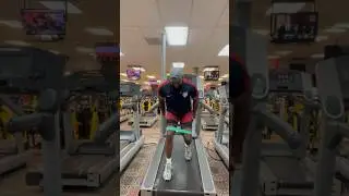 Gym Vlog: Knees over toes, walking incline treadmill. #mentalhealth #treadmill #dadlife