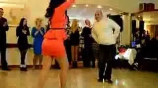 Русские танцуют арабский танец