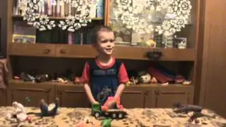 Антошка поет