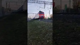 ВЛ11м - 201 с приветливой бригадой.