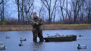 Duck Hunting a Flooded Marsh in Missouri 2017