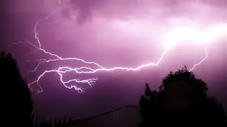 Lightning. molniya.