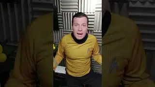 Captain Kirk LOST his GIRDLE!