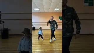 Шафл🕺🏼Простые движение🤩Повторила даже 4-х летняя малышка🙀 
