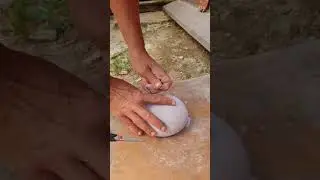 Грибок из цемента для сада 