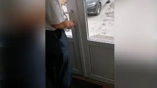 Скандальное видео: призывников заперли 12+