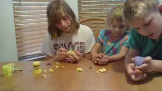 Disney Sophia and Clover Play-Doh Set