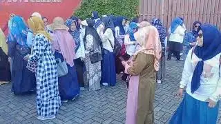 Tersesat di Labirin Rumah Kaca