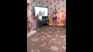 2 year old twerking