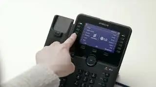 How to transfer a call on an iPECS 1000i handset