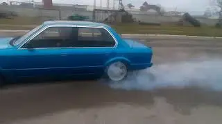 BMW e30 1986