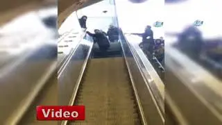 İstanbul Ayazağa Metrosu'nda yürüyen merdiven çöktü