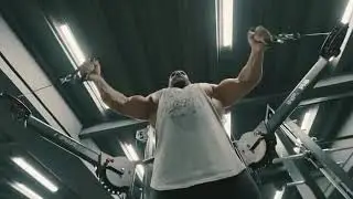 BODYBUILDER Hadi Choopan Chest Workout | Simply Bodybuilding #shorts #chestworkout