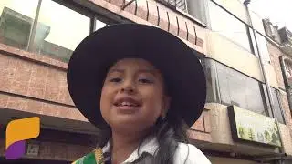 JULIA MOYA