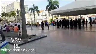 A banda se preparando para tocar na praça São Salvador em campos dos Goytacazes