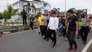 Gerak Jalan HUT Bhayangkara Polri ke 77 di Putussibau - 