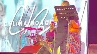 Celina Borges cantando na Festa da Terra do Divino 2024