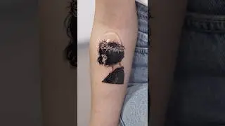 Tattooing at its finest: 1RL needle #shorts #tattoo #tattooneedle #singleneedle #tattooist #tattoos