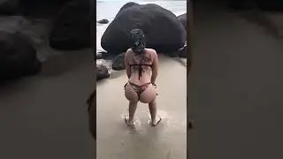 Dançando na praia