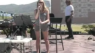 Zoe Noell sings The Way I Am