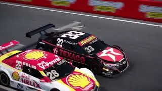 Nelsinho Piquet Jr dando show em BATHURST