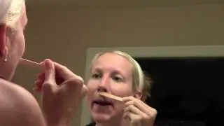 Sugaring Upper Lip DIY Speed Trick Bigger Strip