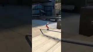 Comment where he should skate next! #skate #skateboarding #xbox #minimeatgang #skate3