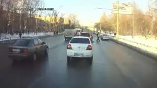 Удачный побег от работников ГАИ )))