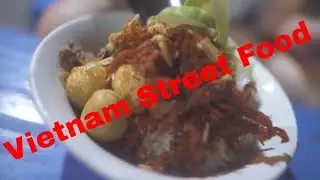 Vietnamese Food Feast! Must Eat Foods When Traveling In Vietnam