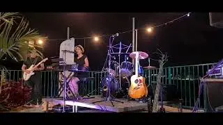 כשאתה רחוק-לייב אקוסטי