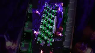 Making my keyboard 🦇SPOOKY👻🎃