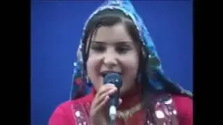 каҷак обруйат, ту навда ниҳол, пиола чашмонаш чашмони хумор..