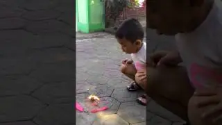Tingkah lucu anak
