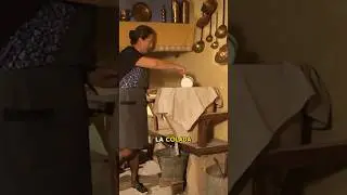 #SHORT | 🧺 "LEJÍA DE COLADA" con CENIZA y agua para BLANQUEAR ropa (Vídeo completo en mi canal)
