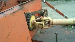 Press Kyrgyzstan adjustment of the packer relative to the piston.