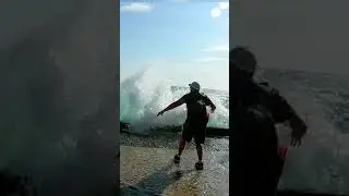 Шторм на море - Крым Ялта набережная
