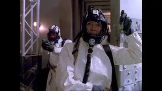 The villainess with a gas mask and some deadly poison! - [HD UPGRADE, longer cut]