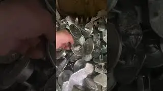 Готовим следующую партию маленьких закруток стакселя!