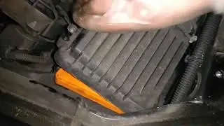 How to change the air filter on new Smart fortwo.