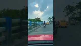 The speed bumps destroyed the video🥲 but the weather ❤️ #kolkata #youtubeshorts #trending #explore