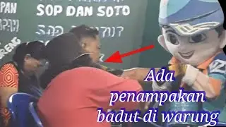 Ada penampakan badut di warung ku